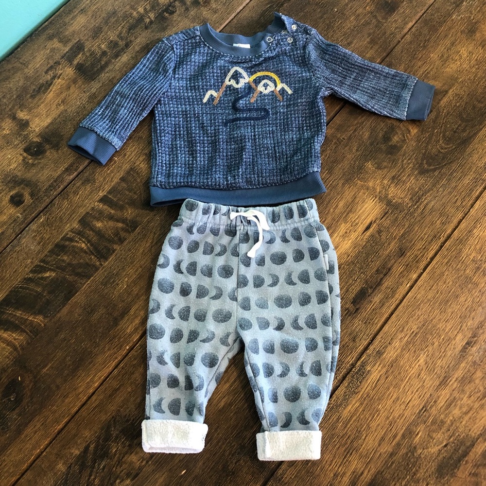 Tahari Baby Moon Outfit